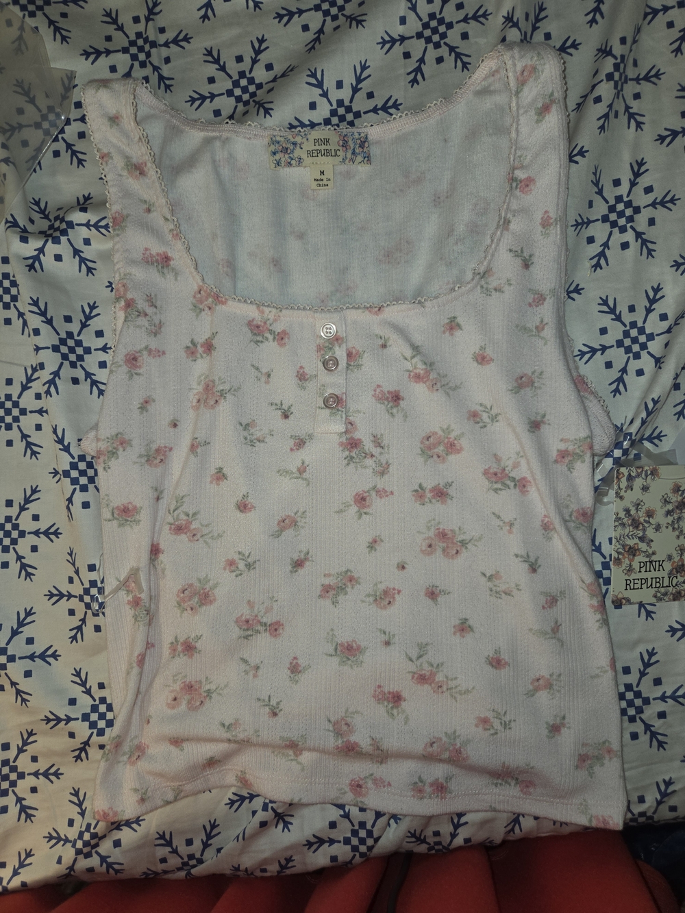 Pink Republic Pink Floral Ribbed Tank with Button Front - Picture 3 of 5
